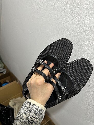 Stradivarius babet