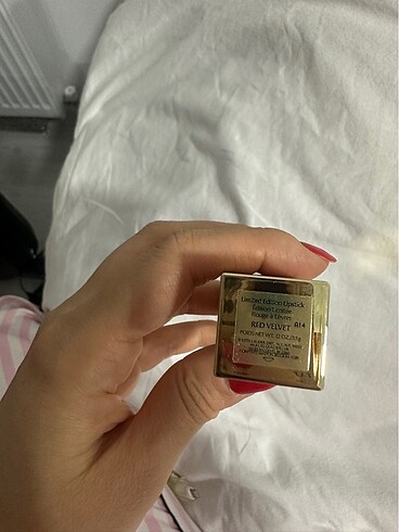 Estee lauder red velvet ruj