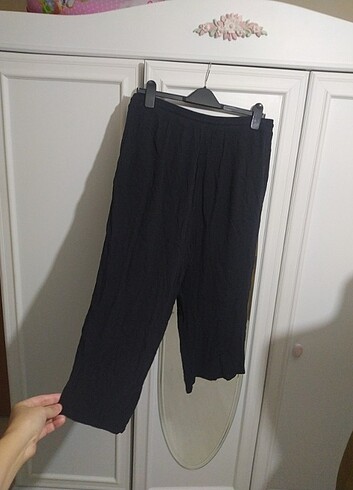l Beden siyah Renk Calzedone salaş kısa pantolon 