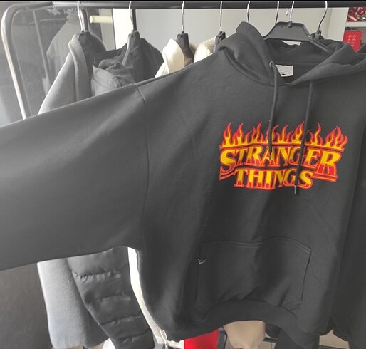 l Beden Stranger Things oversize sweatshirt