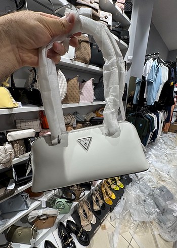 Guess Beyaz Parisian Tarzı Kadın Çanta
