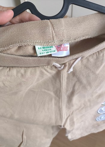 Avengers Baskılı Erkek Çocuk Şort - Görsel 3