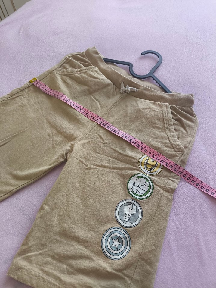 Avengers Baskılı Erkek Çocuk Şort - Görsel 5