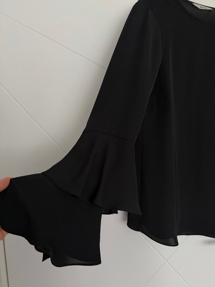 Siyah Uzun Kollu Fırfırlı Kadın Gömlek - Görsel 2