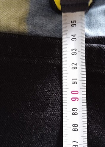 32 Beden siyah Renk Siyah jean