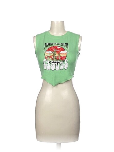 Diğer T-shirt %70 İndirimli.
