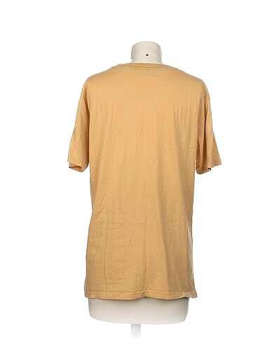 l Beden Diğer T-shirt %70 İndirimli.