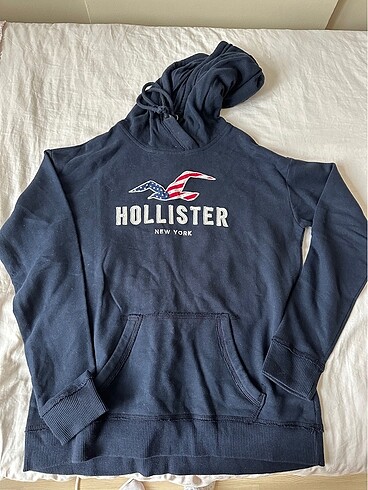 Hollister sweatshirt