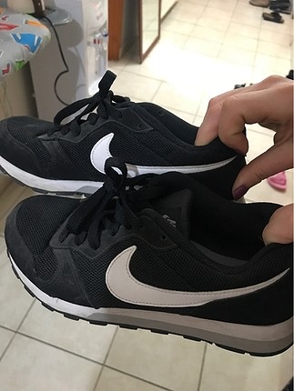 Spor ayakkabı