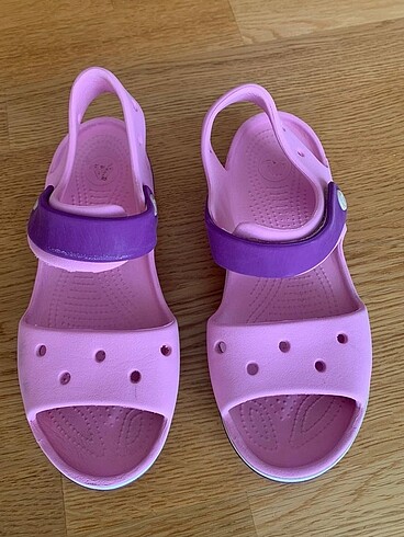 34 Beden Crocs kız çocuğu sandalet J3 No.