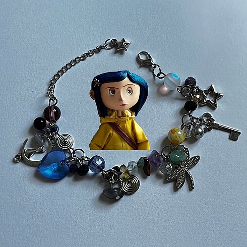 coraline charm bileklik