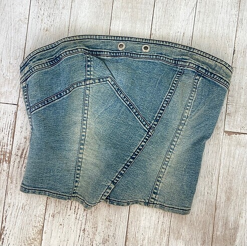 Jean-Denim üzt