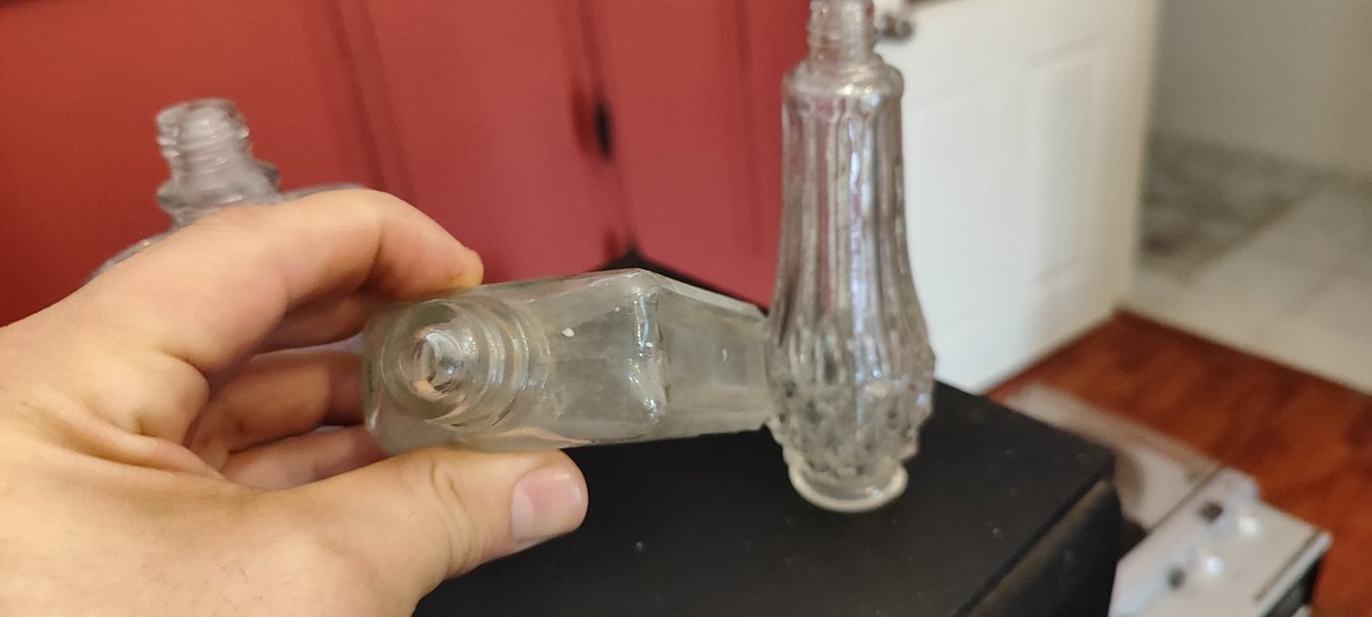 Şeffaf Cam kolonya şişeleri eski dönem - Görsel 4