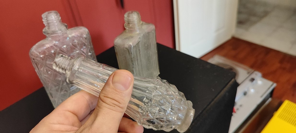 Şeffaf Cam kolonya şişeleri eski dönem - Görsel 5