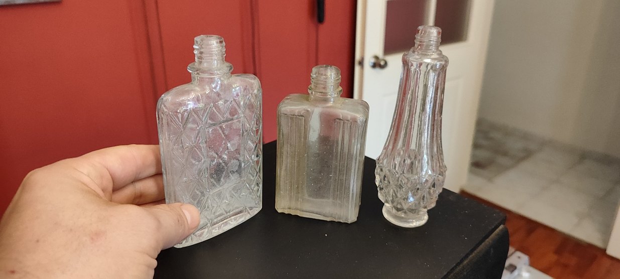 Şeffaf Cam kolonya şişeleri eski dönem - Görsel 2