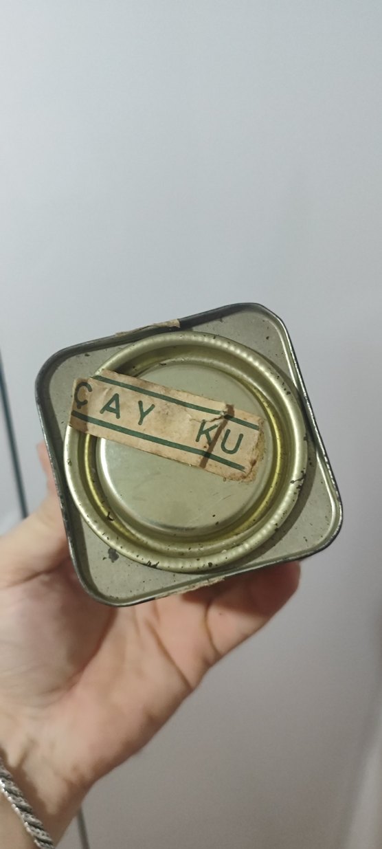 Tomurcuk Kokulu Çay Teneke Kutuda 80 Ler açılmamış - Görsel 3
