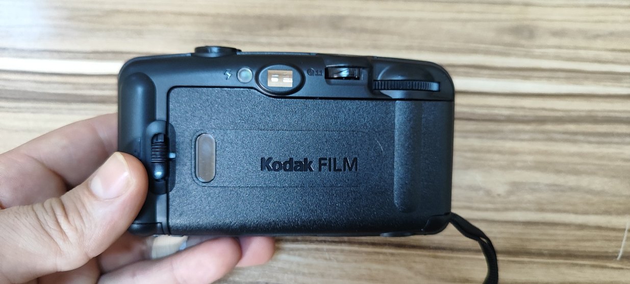 Kodak KB 10 Siyah Filmli Kamera sıfır kullanılmamış - Görsel 4