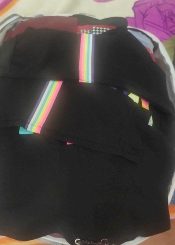 Renkli Baskılı Kız Tişörtü - Görsel 2