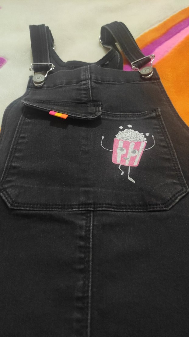 Kız Çocuk Siyah Renkli Baskılı Askılı Elbise - Görsel 3