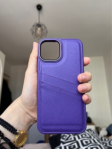 Apple İPhone 13 kartlıklı kılıf