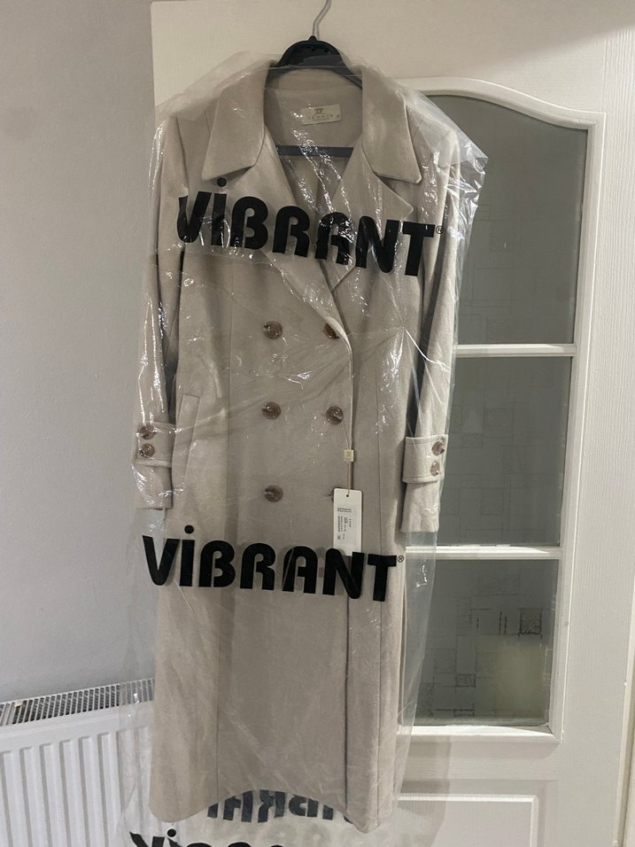 Bej Desenli Kadın Uzun Trençkot - Görsel 3