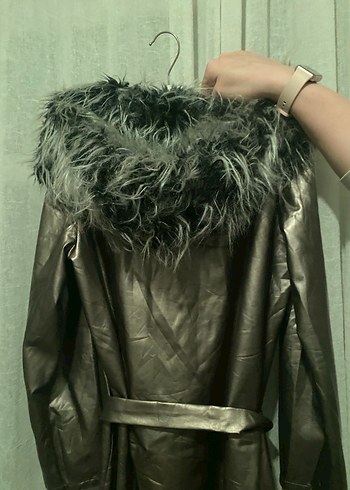 Gri Parlak Deri Kadın Uzun Kaban - Görsel 4