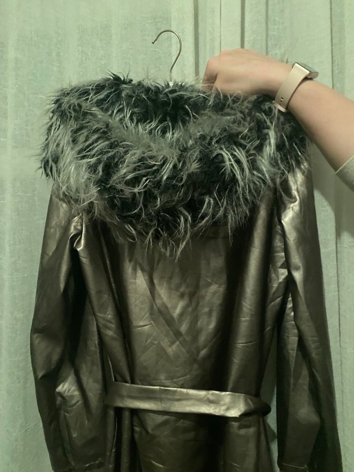 Gri Parlak Deri Kadın Uzun Kaban - Görsel 4