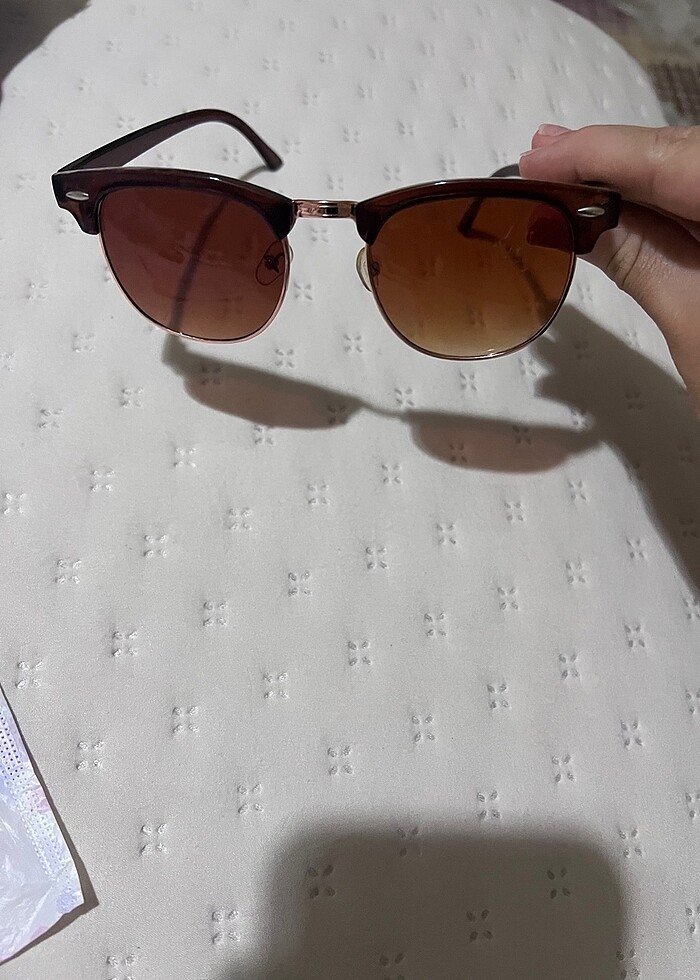 Kahverengi gözlük - Görsel 2