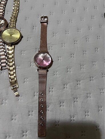 Rose gold saat