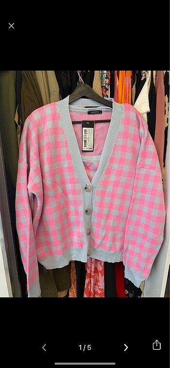 Pembe triko