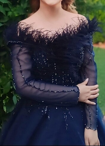 Nişan elbisesi