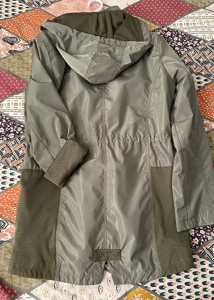 Kadın yağmurluk - Görsel 2