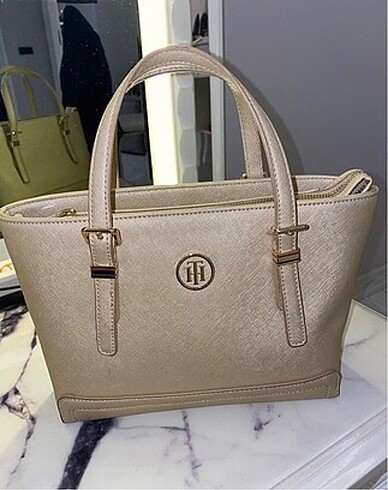 Beden altın Renk Orijinal Tommy Hilfiger çanta