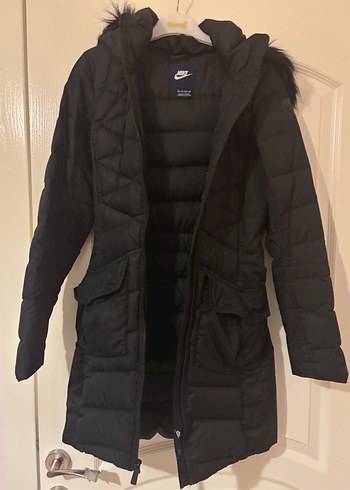 Kadın Siyah Midi Kaban, Kürklü Kapüşonlu - Görsel 2