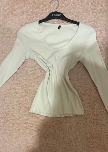 Beyaz V Yakalı Uzun Kollu Kadın Kazak - Görsel 2