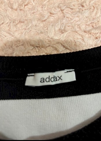 Siyah Beyaz Çizgili Kadın Triko - Görsel 3