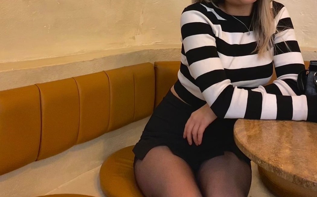 Siyah Beyaz Çizgili Kadın Triko - Görsel 4