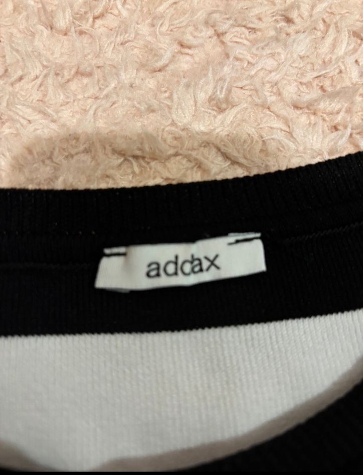 Siyah Beyaz Çizgili Kadın Triko - Görsel 3