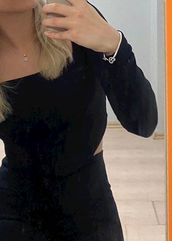 Siyah Uzun Kollu Kare Yaka Gotik Bluz - Görsel 3