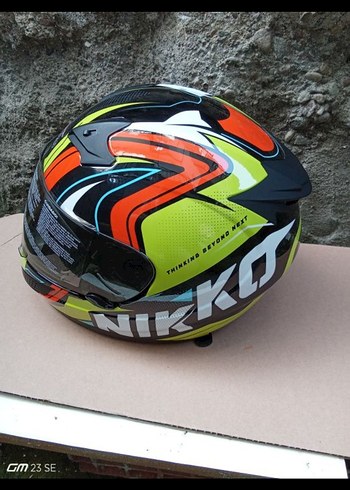 Renkli Motosiklet Kaskı - Görsel 5