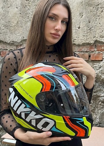 Renkli Motosiklet Kaskı - Görsel 2