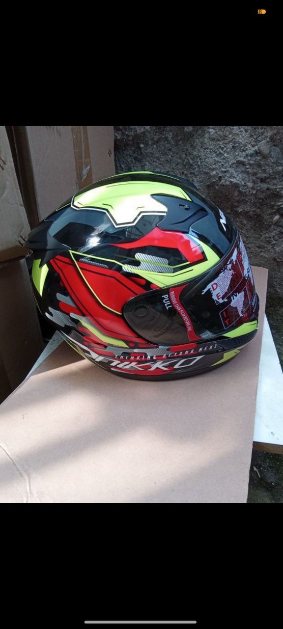 Renkli Baskılı Motosiklet Kaskı - Görsel 2