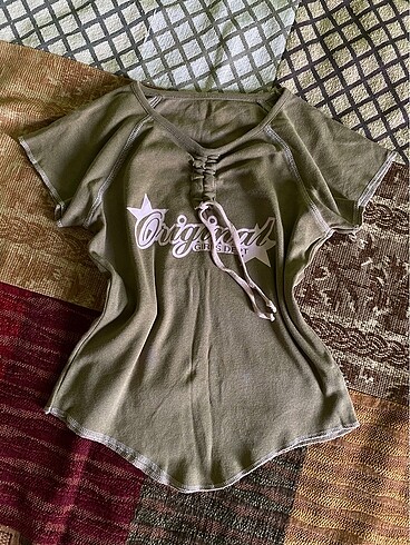 Y2k vintage baby tee