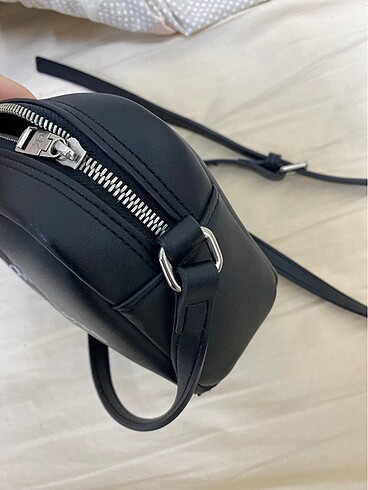 Beden siyah Renk orijinal calvin klein çanta