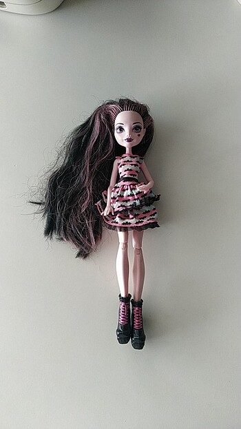  Beden Renk Monster High bebek ve aksesuarlari