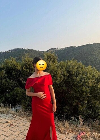 l Beden kırmızı Renk Abiye elbise