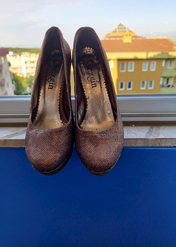 39 Beden Diger Vintage Desenli Kahverengi Topuklu