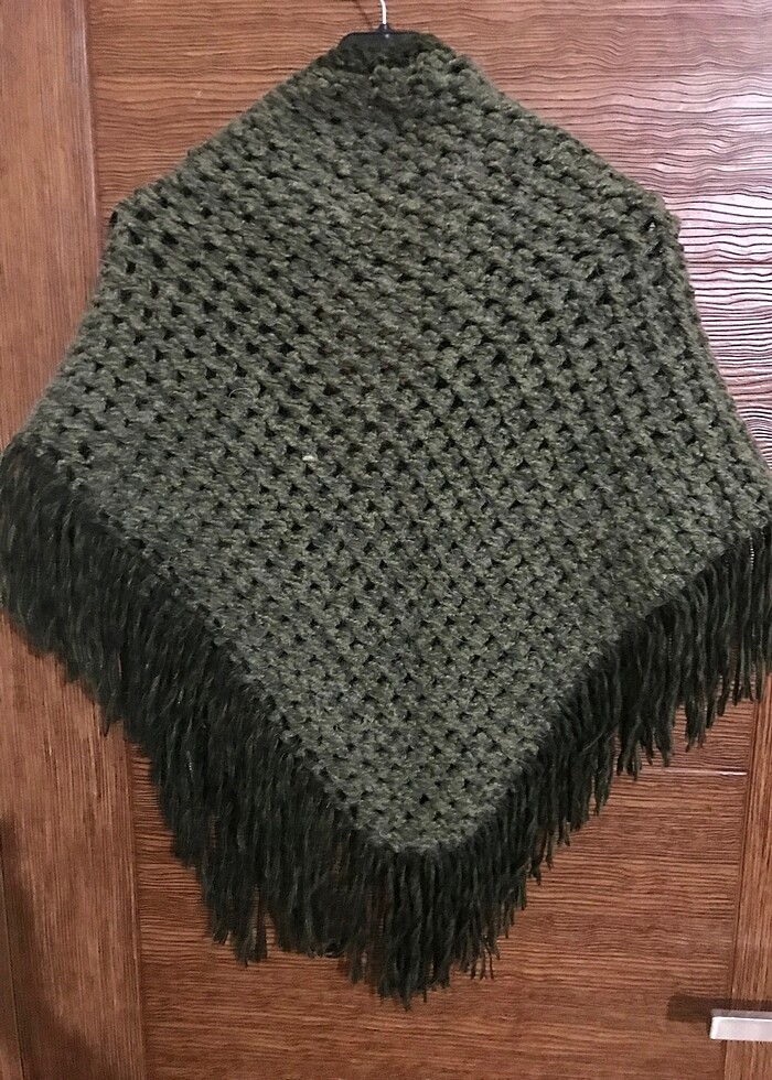 Yün el örgüsü omuz şalı - Görsel 3