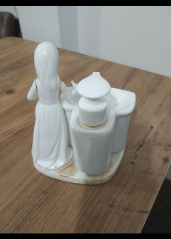 Beyaz Porselen Kadın Figürlü Sıvı Sabunluk - Görsel 6