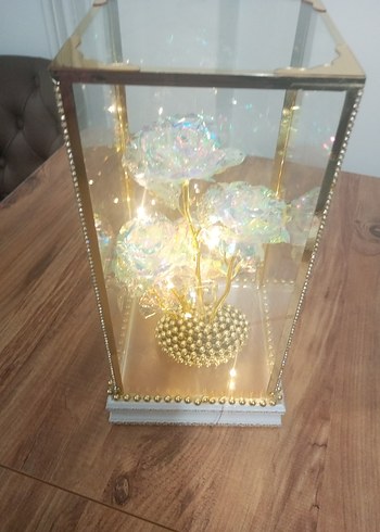 Altın Renkli Camlı Dekoratif Gül Aranjmanı - Görsel 6